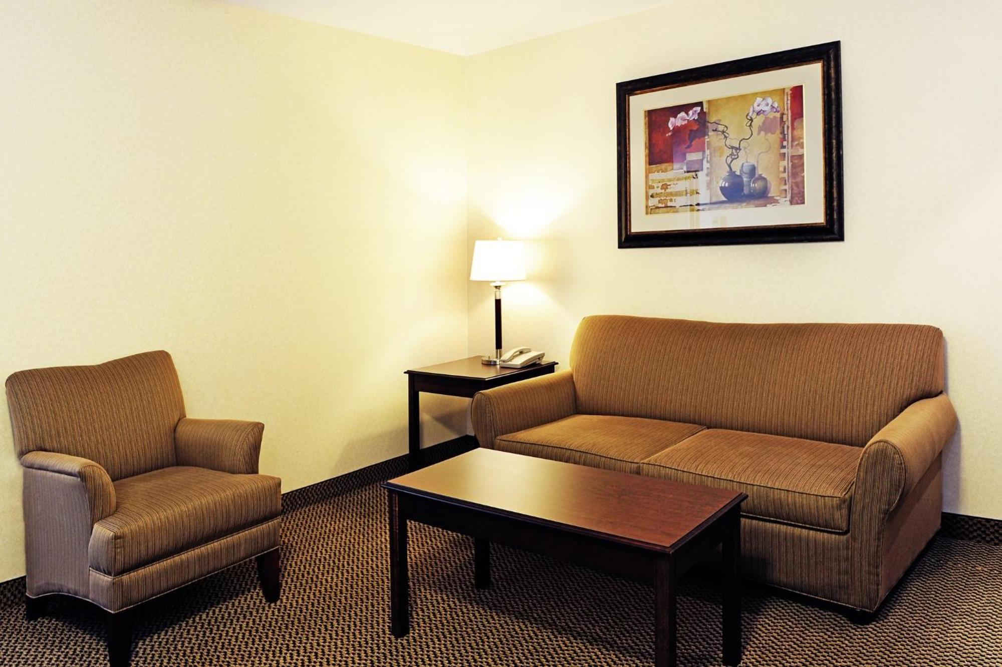 Holiday Inn Express Hotel & Suites - Slave Lake By Ihg Kültér fotó