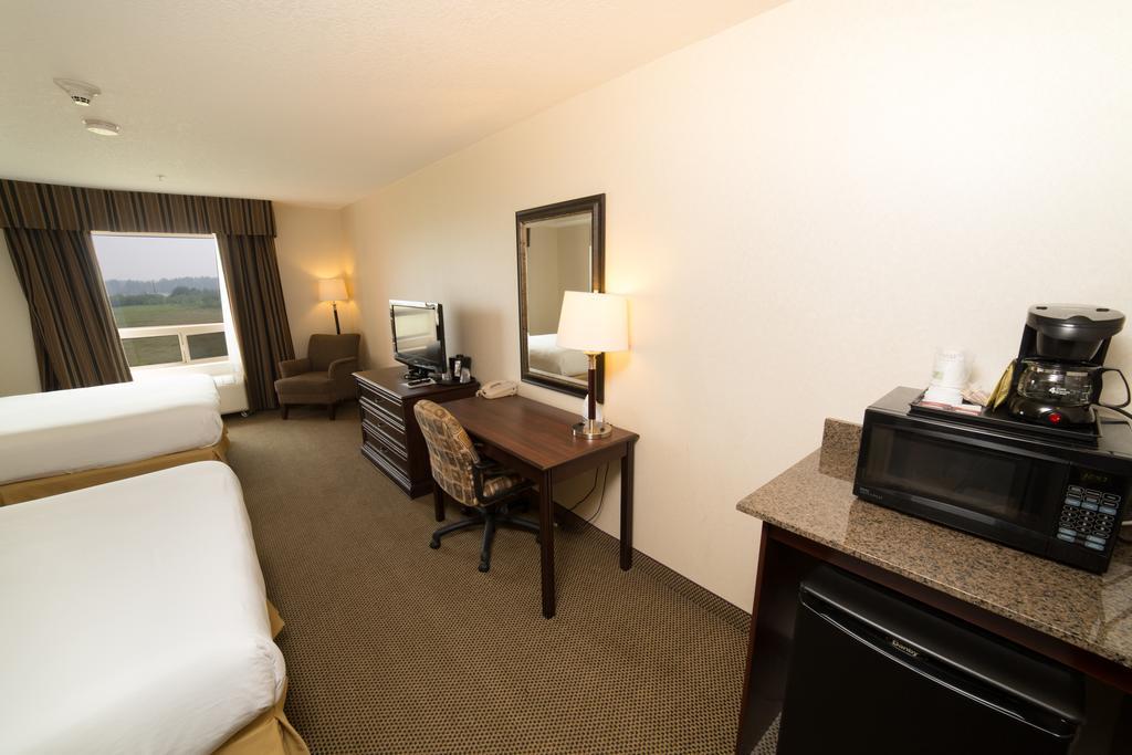 Holiday Inn Express Hotel & Suites - Slave Lake By Ihg Kültér fotó